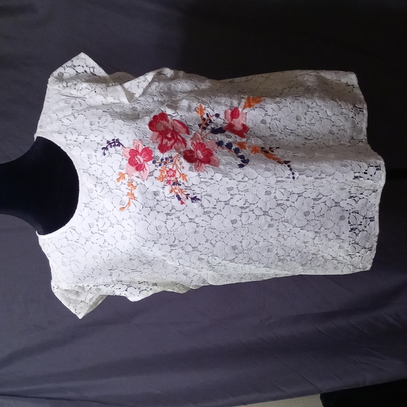 Xhilaration Tops - Flower blouse